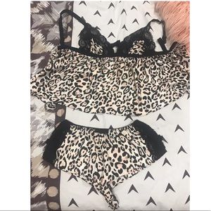 Victoria Secret pajama baby doll set small leopard
